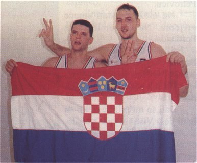 Drazen Petrovic and Dino Radja, silver medalists at Olympic Games in Barcelona, 1992 (photo from www.drazenpetrovic.com)